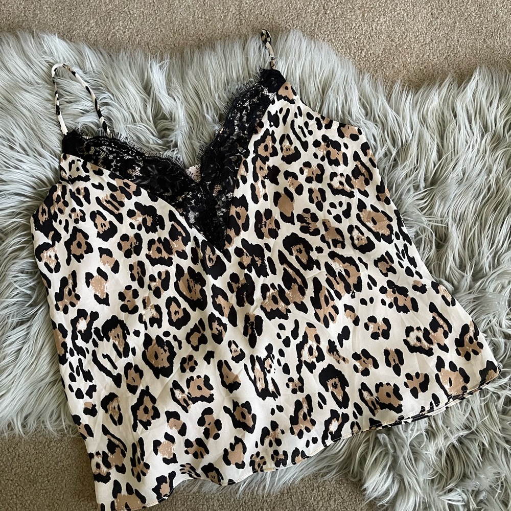 Print and Lace V-Neck Cami